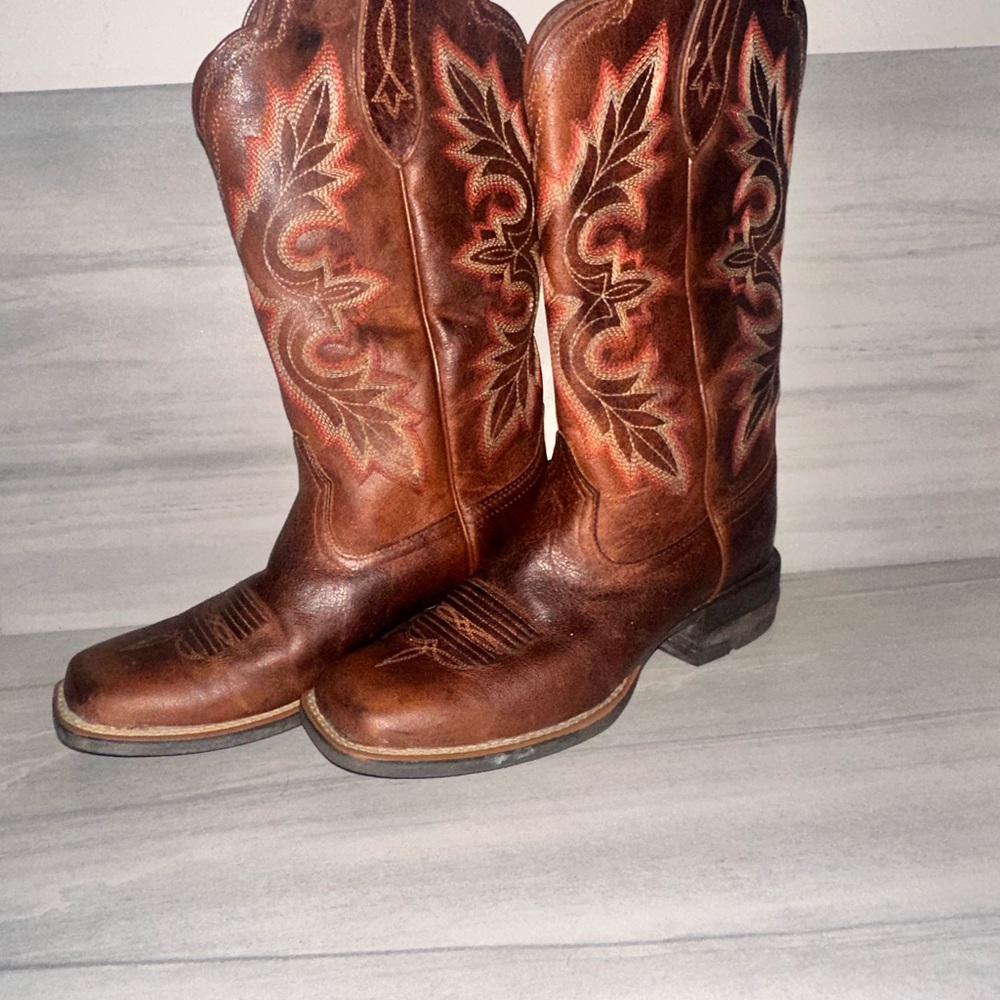 Ariat boot - Picture 3 of 5